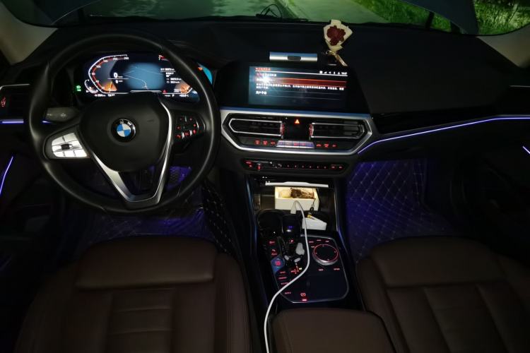 Used BMW 3 Series 2020 325Li First Edition Center Console