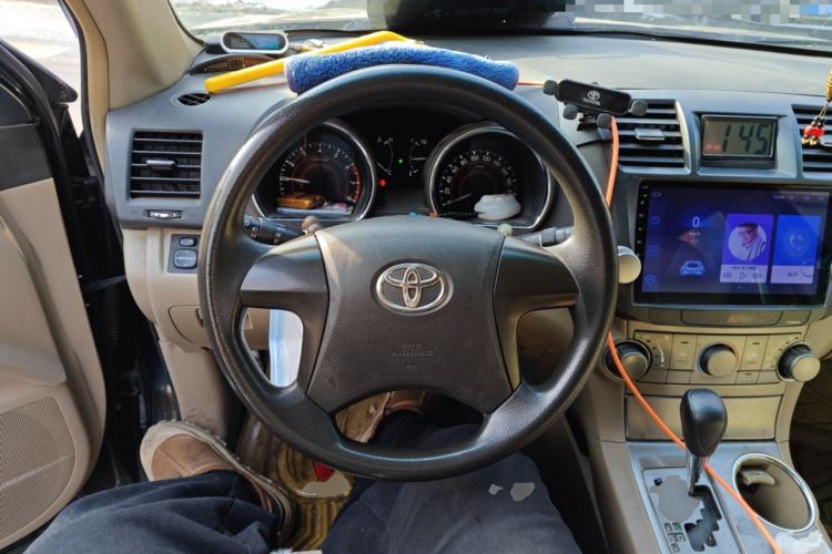 Used Toyota Highlander 2011 2.7L Two-Wheel Drive 5-Seater Elite Edition
