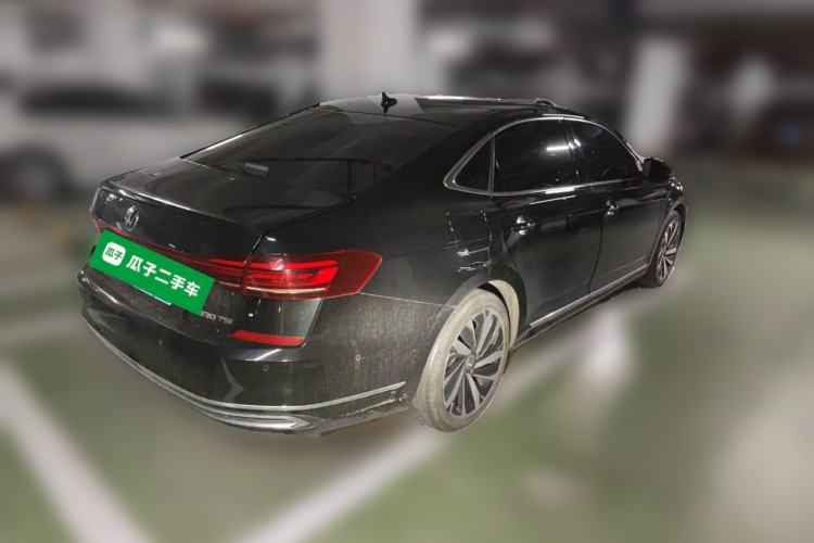 Used Volkswagen Passat 2023 330TSI Luxury Edition
