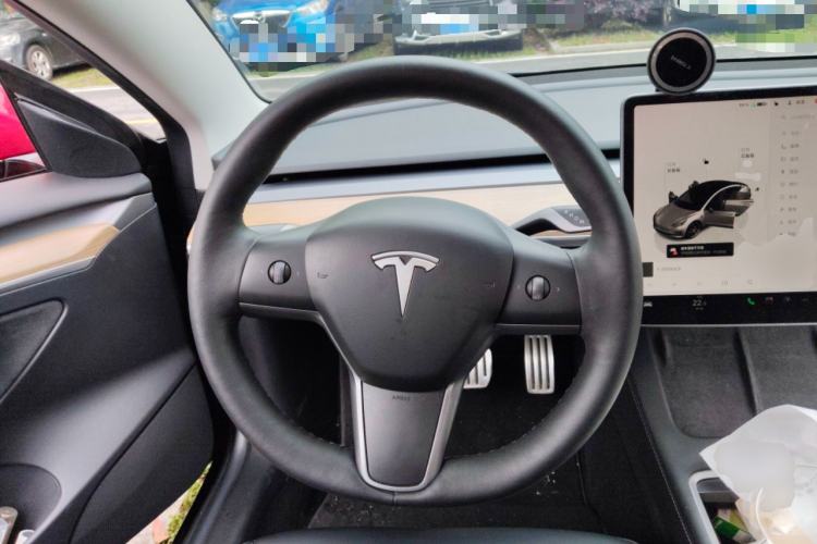 Used Tesla Model 3 2021 Revised Version II – Performance High-Performance All-Wheel-Drive Edition Steering Wheel