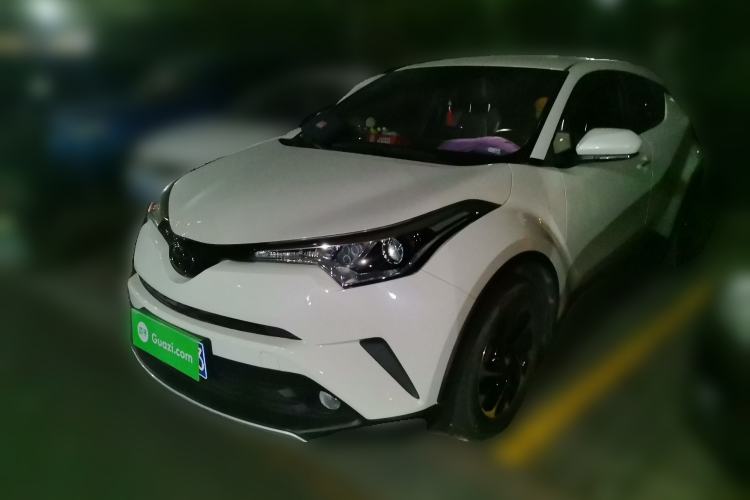 Used Toyota IZOA 2018 2.0L Yichi Version China VI Standard