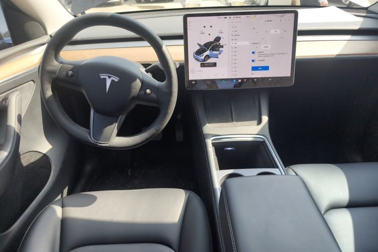 Used Tesla Model Y 2021 Standard Range Rear-Wheel Drive Version