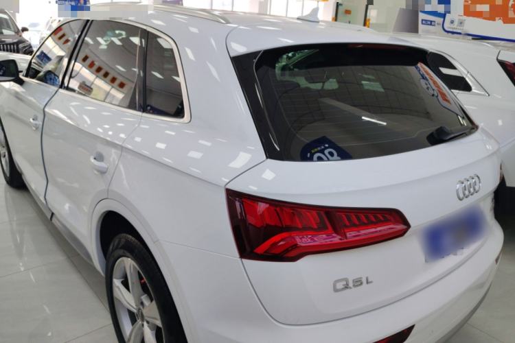 Used Audi Q5L 2018 40 TFSI Prestige Edition China VI Emission Standard Rear Left 45 Deg