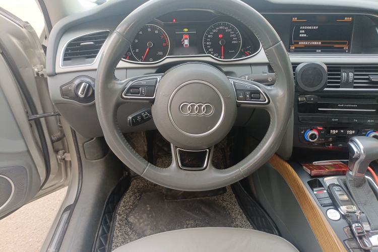 Used Audi A4L 2016 35 TFSI Collection Edition S line Luxury Model
