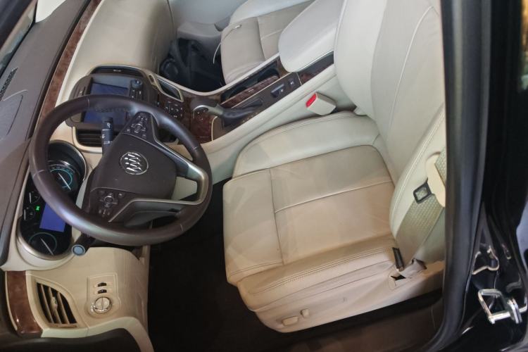 Used Buick LaCrosse 2013 2.4L SIDI Leading Comfort Version