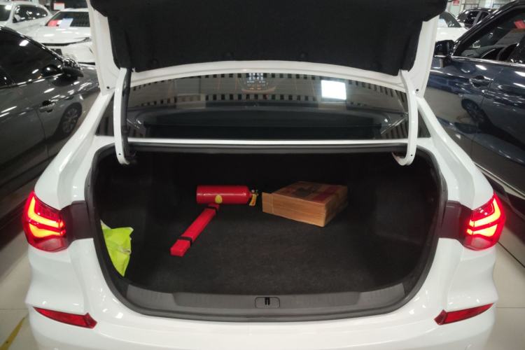 Used Chevrolet Monza 2021 320 Automatic Enjoyment Sunroof Edition
