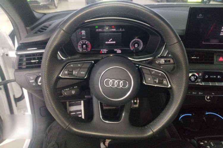 Used Audi A4L 2024 40 TFSI Luxury Dynamic Edition
