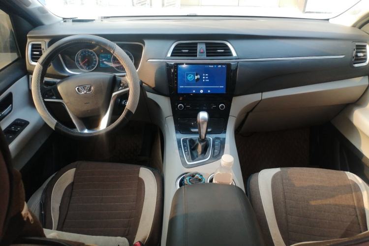 Used Huasong 7 2015 2.0T Automatic Comfort Model