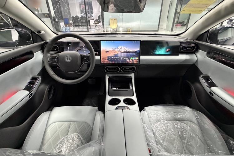 Used Leapmotor C01 2024 All-Electric 625 Deluxe Edition
