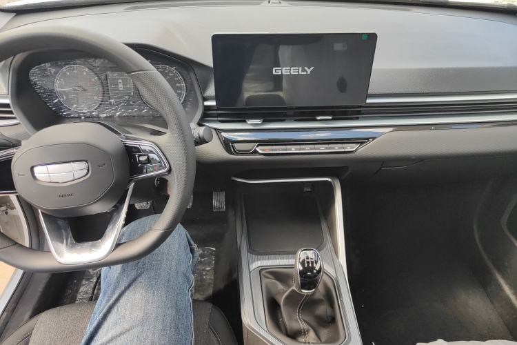 Used Geely Auto Emgrand 2025 4th Generation 1.5L Manual - Starry Edition