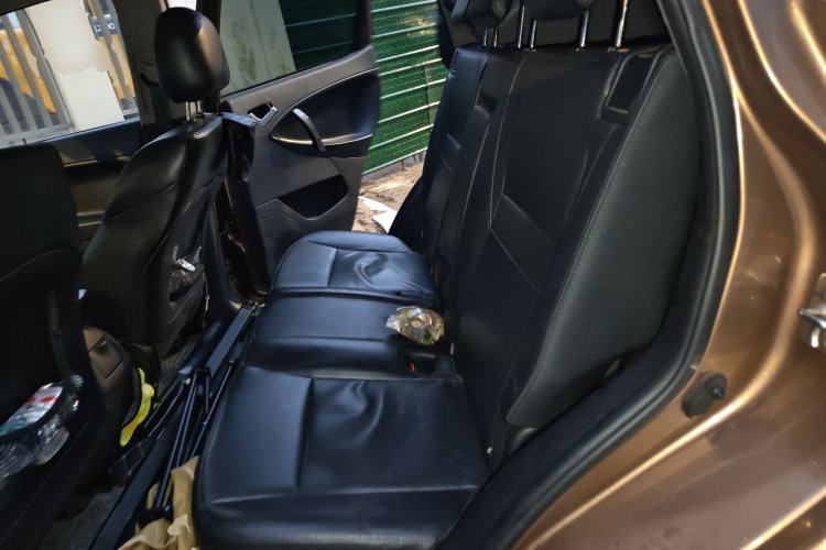 Used Geely Auto GX7 2013 1.8L Manual Elite Model
