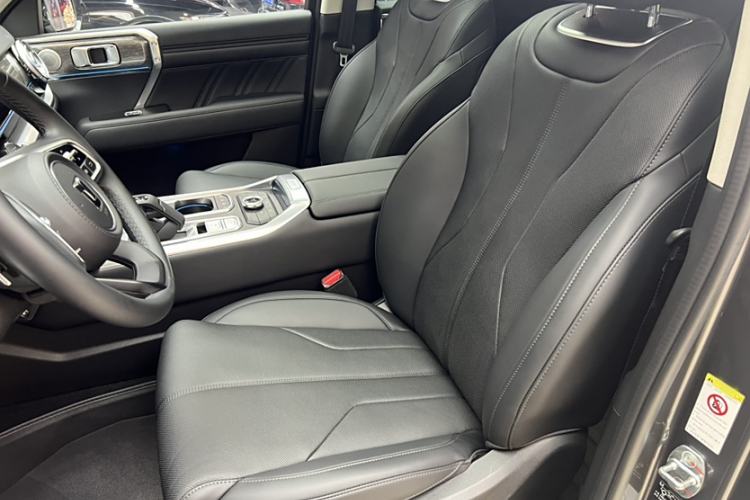 Used Tank 400 2025 2.0T Gasoline Version
