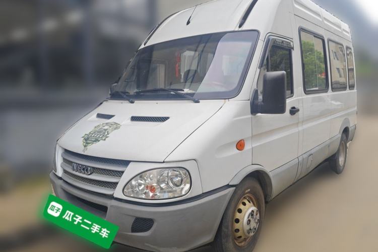 Used Iveco Power Daily 2017 2.5T Classic A37 High-Roof 7-Seater Passenger Van 47Z5