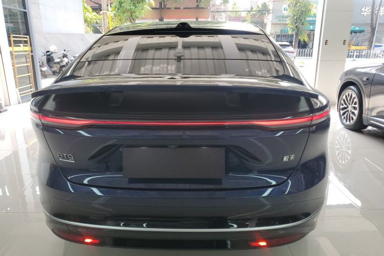 Used Nio ET9 2025 100kWh Signature Edition
