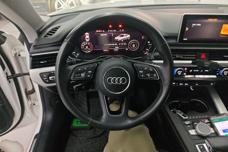 Used Audi A5 2020 Coupe 40 TFSI Fashion Edition China VI Emission Standard