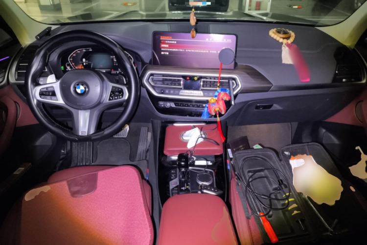 Used BMW X3 2022 xDrive30i Luxury Model M Night Sky Package Center Console