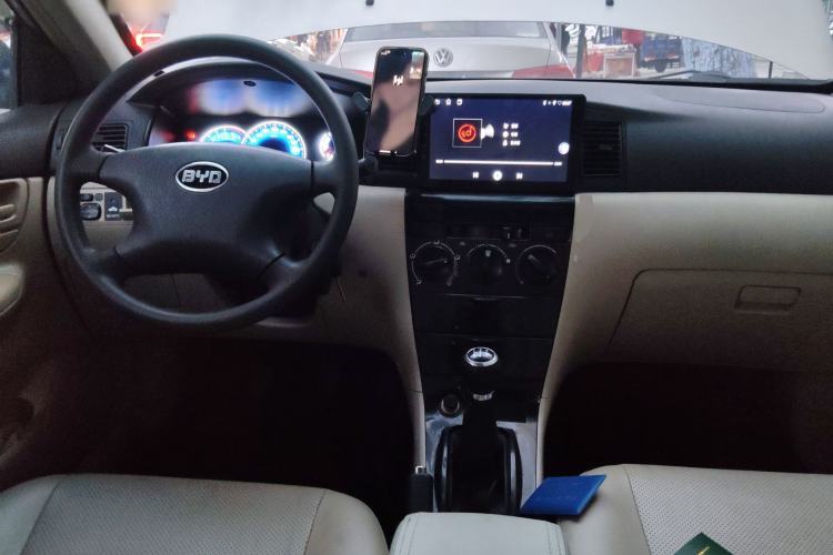 Used BYD F3 2013 1.5L Manual Standard CNG Model