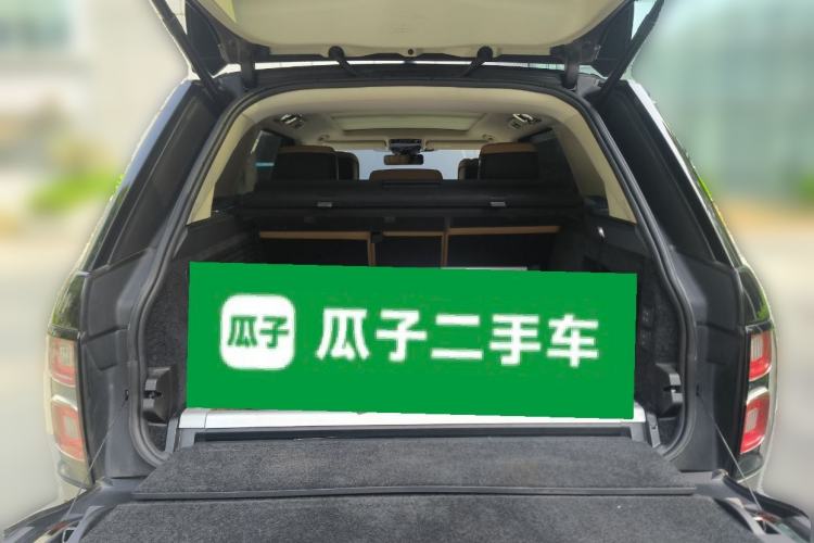 Used Land Rover Range 2018 3.0 SC V6 Vogue SE Long-Wheelbase Edition Trunk