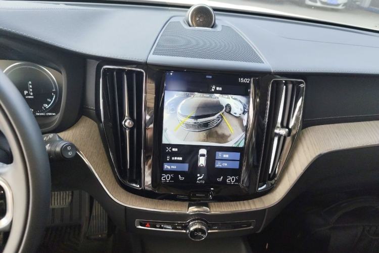 Used Volvo XC60 New Energy 2019 T8 e-Drive Hybrid Prestige Luxury Edition China VI Standard Interior 3