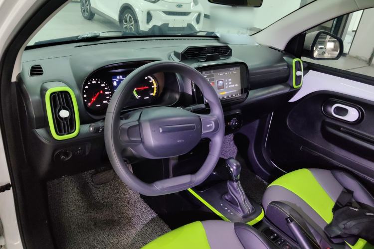 Used Roewe Clever 2021 302 km New Four-Seater Super-Efficient Version