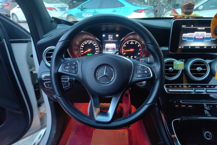 Used Mercedes-Benz GLC 2016 GLC 200 4MATIC Steering Wheel