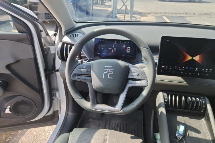 Used BYD Yuan PLUS 2025 Intelligent Driving Version 430 KM – Leading Edition
