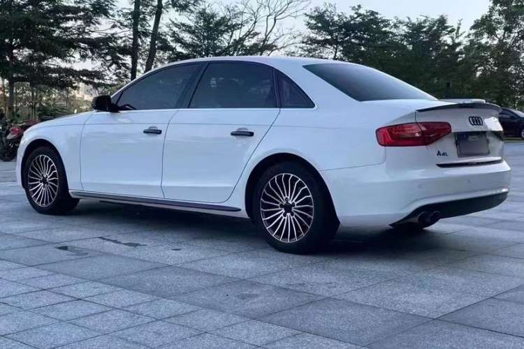 Used Audi A4L 2015 35 TFSI Automatic Comfort Model Exterior 3