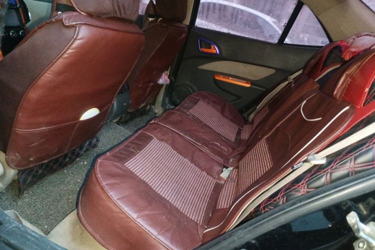 Used Baojun 630 2013 1.5L manual standard version
