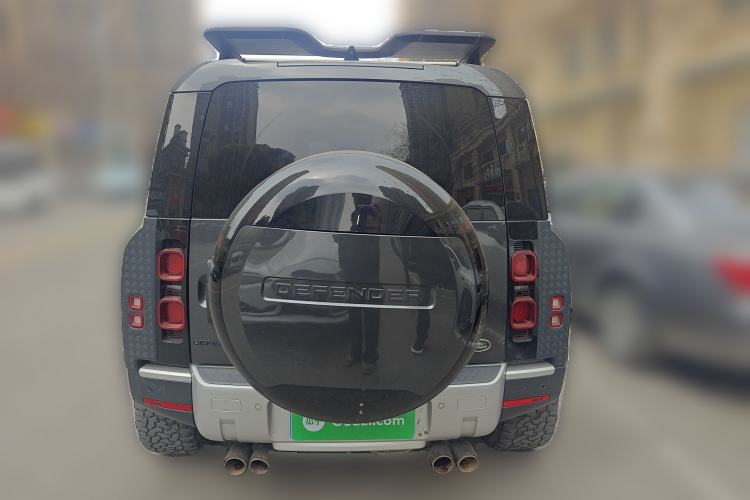 Used Land Rover Defender 2023 Facelift 110 3.0T P400 Dark Edition
