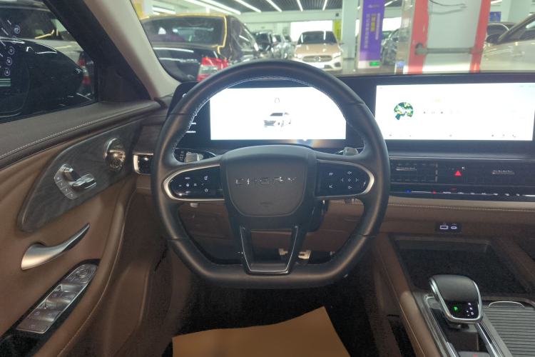 Used Chery Arrizo 8 2023 High-Performance Edition 2.0T DCT Powerfully Equipped
