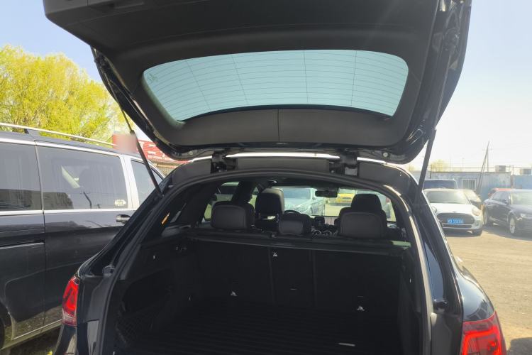 Used Mercedes-Benz GLC 2020 GLC 300 L 4MATIC Dynamic Edition Trunk