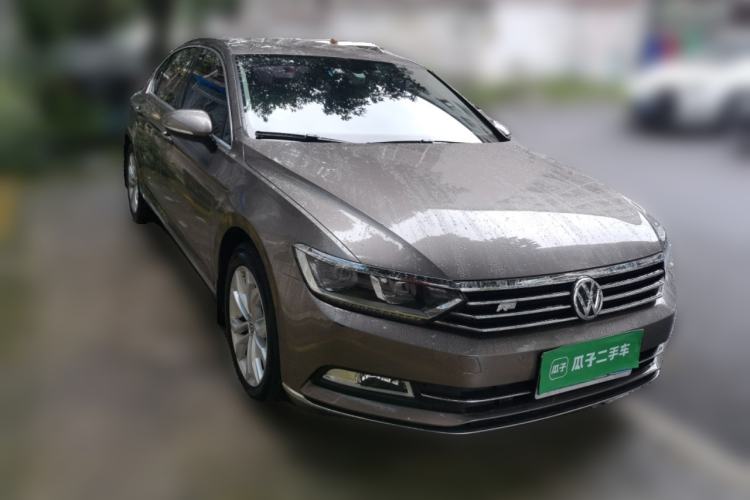 Used Volkswagen Magotan 2018 330TSI DSG Luxury Model