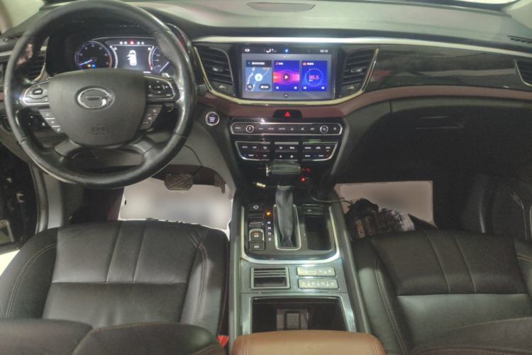 Used GAC Trumpchi GS8 2017 320T Two-Wheel Drive Luxury Smart Connectivity Version (7 Seats)