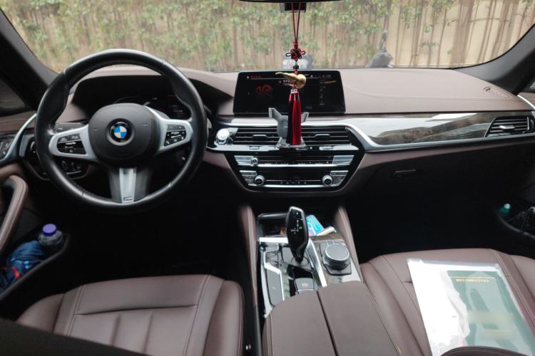 Used BMW 5 Series 2020 525Li M Sport Package