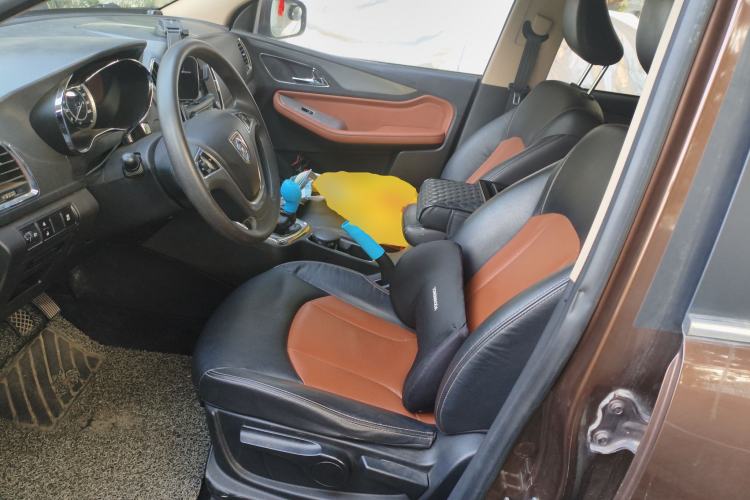 Used Baojun 560 2015 1.8L Manual Elite Edition