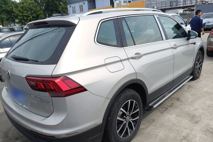 Used Volkswagen Tiguan L 2018 330TSI Automatic Two-Wheel Drive Luxury Edition
