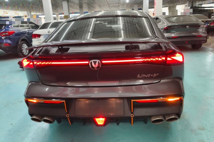 Used CHANGAN UNI-V 2022 1.5T Sport Edition Rear