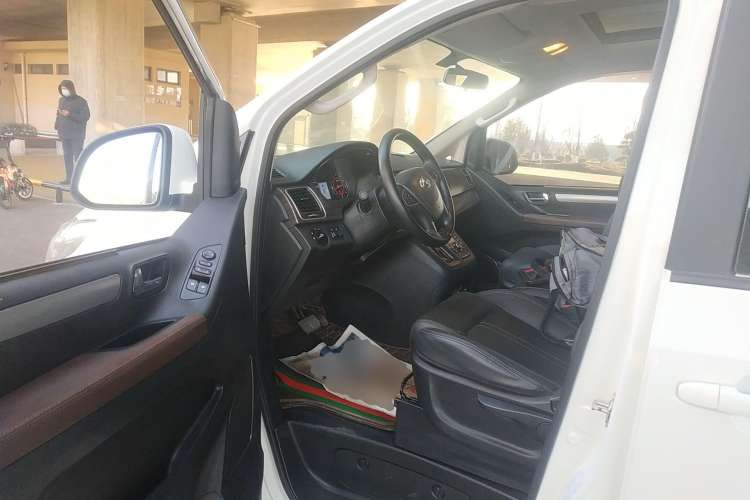 Used SAIC MAXUS G10 2019 Facelift PLUS 2.0T Automatic Elite Edition China VI