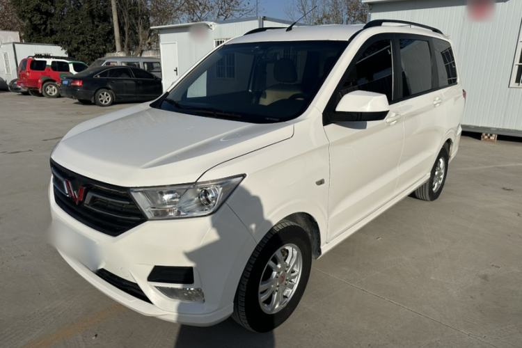 Used Wuling Hongguang 2019 1.5L S Comfort Edition China VI LAR