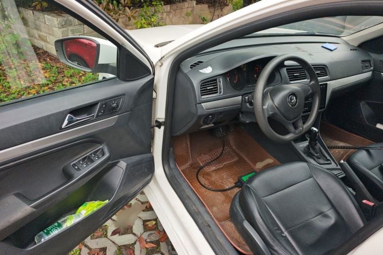 Used Volkswagen Gran Lavida 2015 1.6L Automatic Fashion Edition
