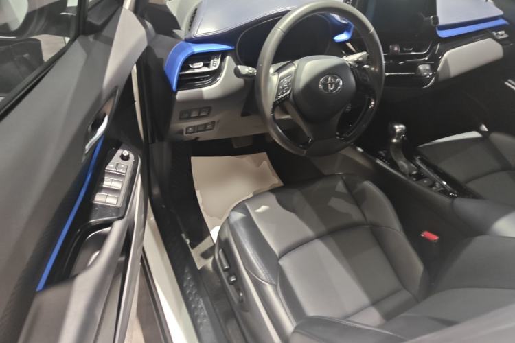 Used Toyota C-HR 2021 Dual-Motor 2.0L E-CVT Luxury Edition Driver Seat