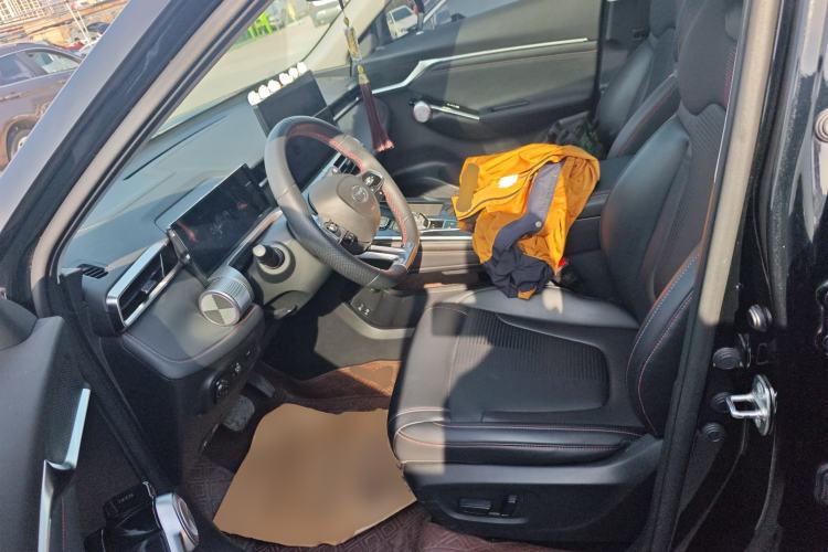 Used GAC Trumpchi EMKOO 2022 1.5T Supernova Pro Edition Left Front Seat