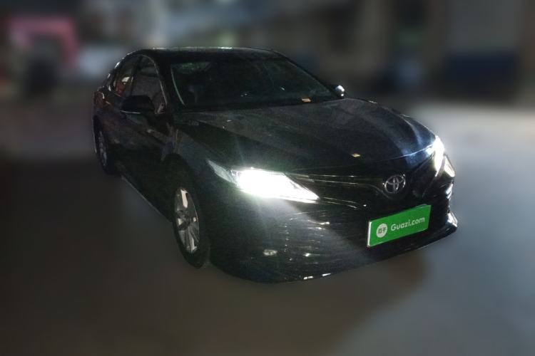 Used Toyota Camry 2018 2.0E Leading Edition
