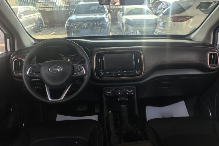 Used GAC Trumpchi GS3 2017 150N Automatic Elite Edition Center Console