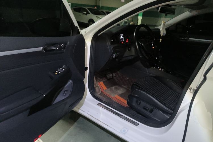 Used Volkswagen Lamando 2019 280TSI DSG Comfort Edition China VI standard