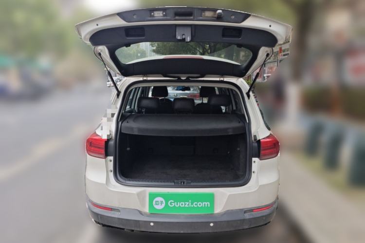 Used Volkswagen Tiguan 2015 1.8TSI Automatic Two-Wheel Drive Trend Edition Trunk