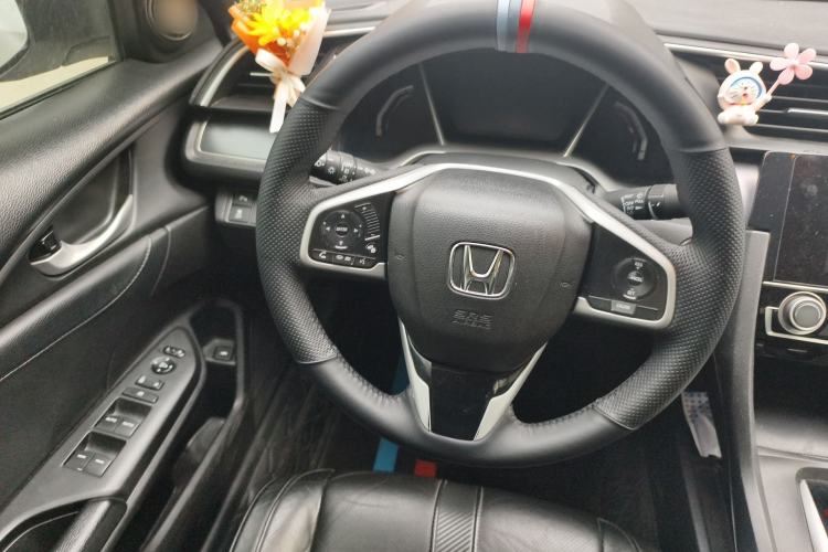 Used Honda Civic 2016 220TURBO CVT Prestige Edition
