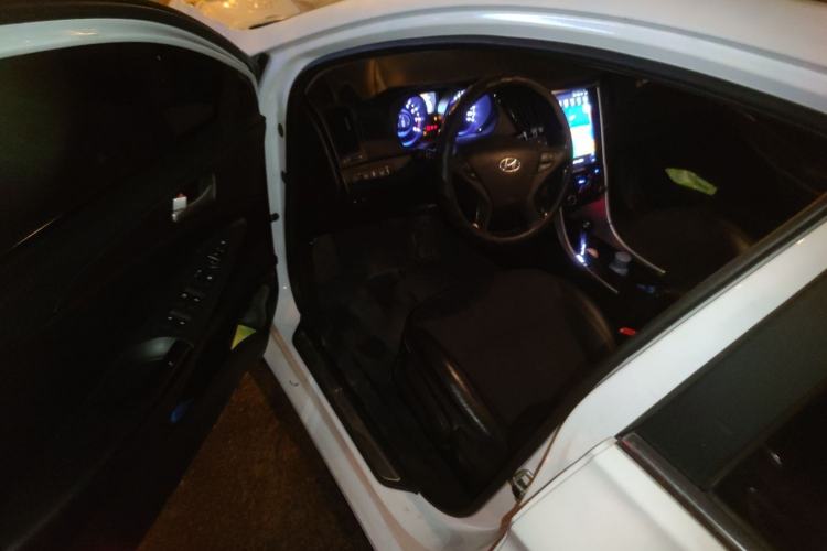 Used Hyundai Sonata 2011 2.0L Automatic Leading Edition
