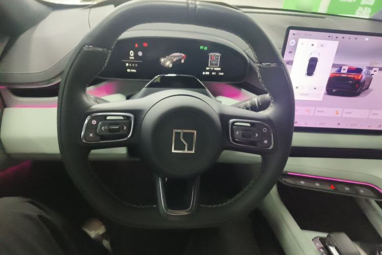 Used Zeekr 001 2024 WE Edition 95 kWh All-Wheel Drive Steering Wheel