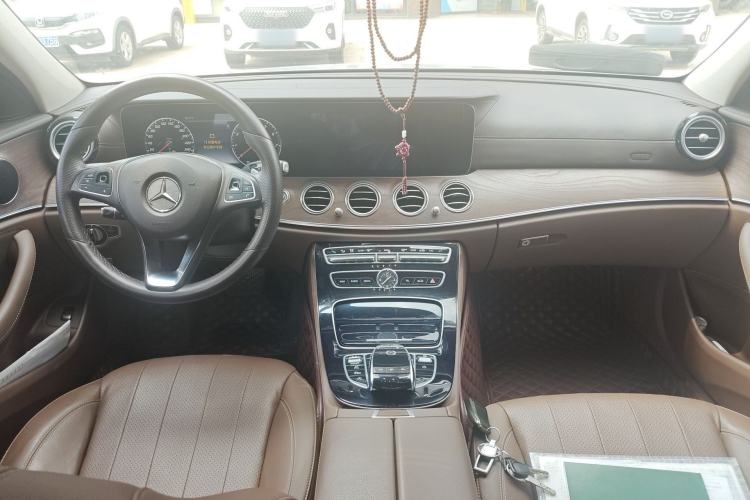 Used Mercedes-Benz E-Class 2016 E 300 L Stylish Model
